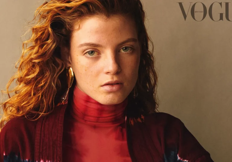 Olivia Shelton by Scott Trindle