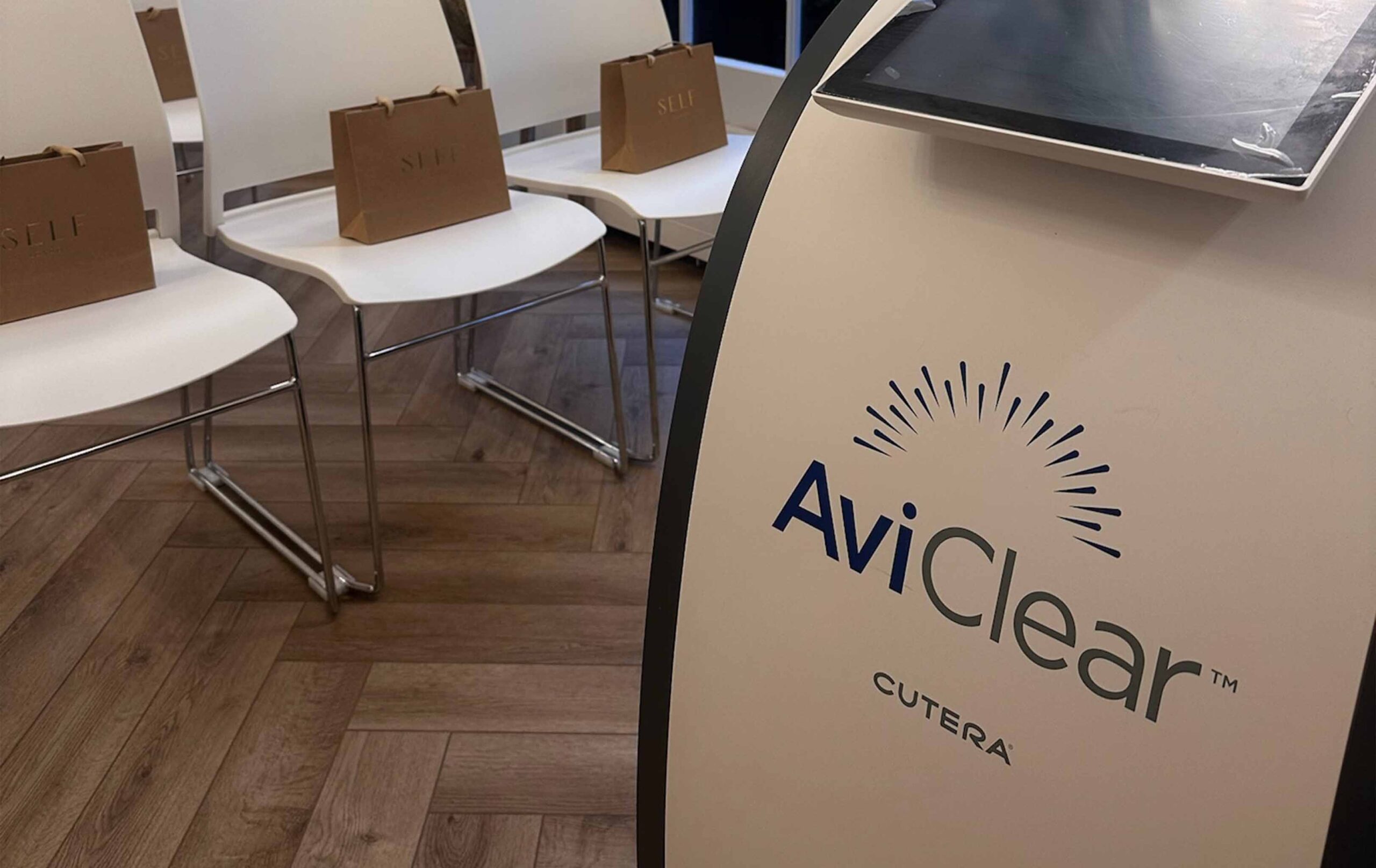 AviClear Acne Treatment